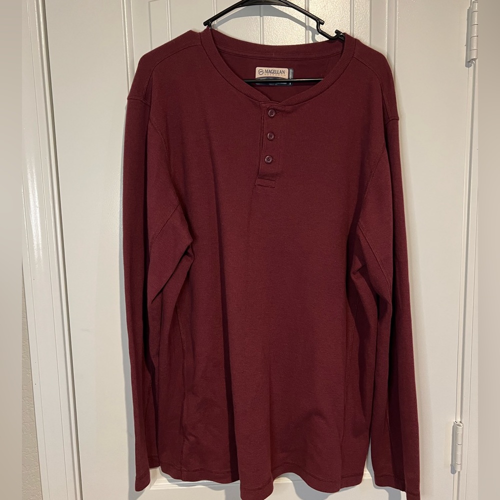 Men’s XL Magellan Outdoors Burgundy Classic Henley Fit Shirt